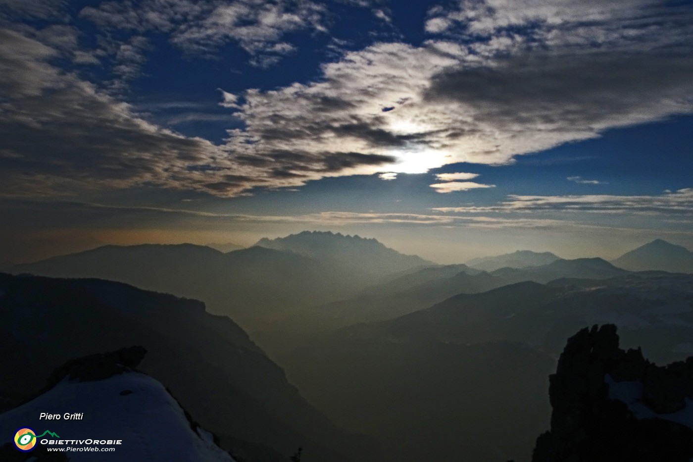 68 Vista verso il tramonto in Resegone.JPG -                                
